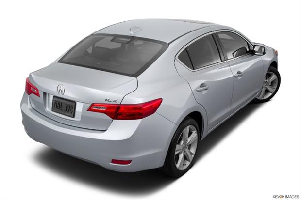 بررسی آکورا ILX مدل 2015